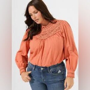 Torrid 5X Cotton Lace Trim Yoke Blouson Sleeve Top